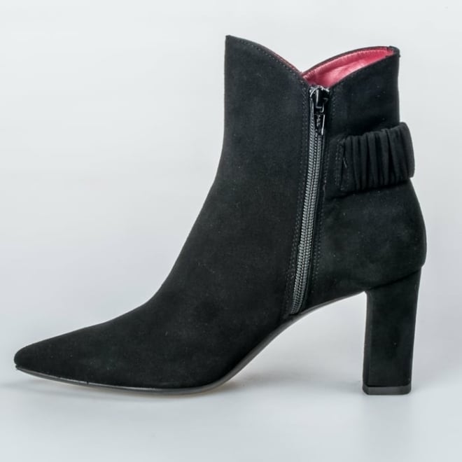 LILIAN 11831 - LILIAN