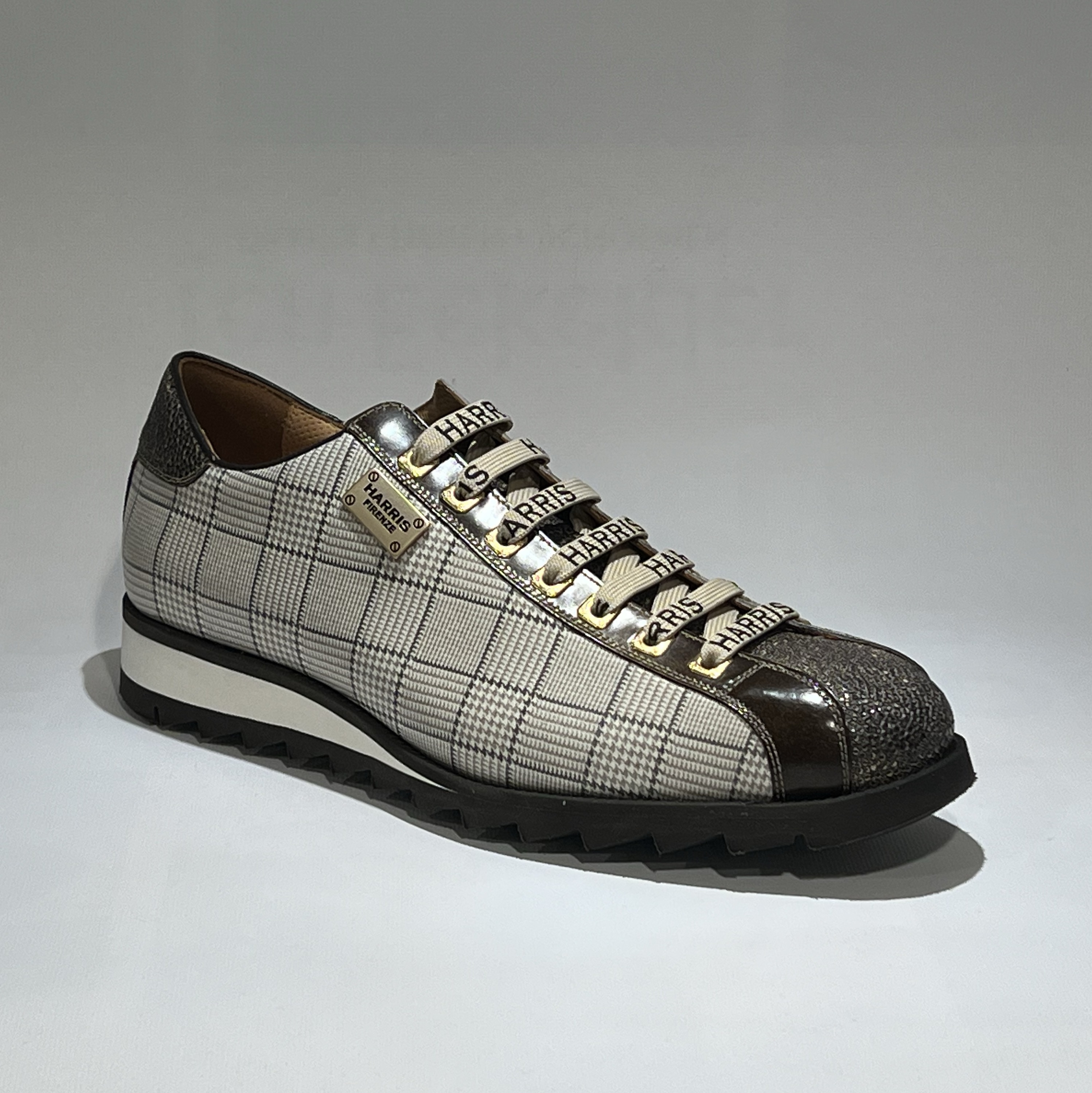 Harris 2025 sneakers sale