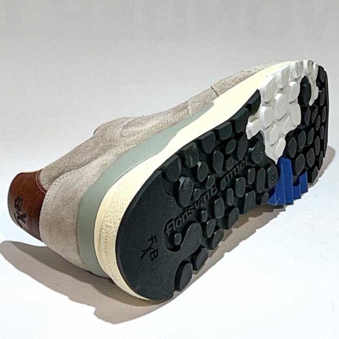 Floris van Bommel SFM-10231-34-01 De Treener 02.00 - Floris van Bommel