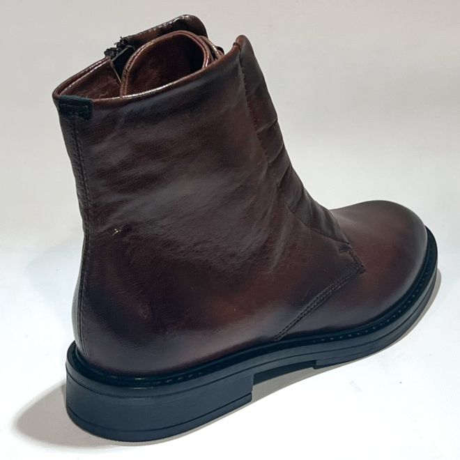 MJUS L81205 - MJUS