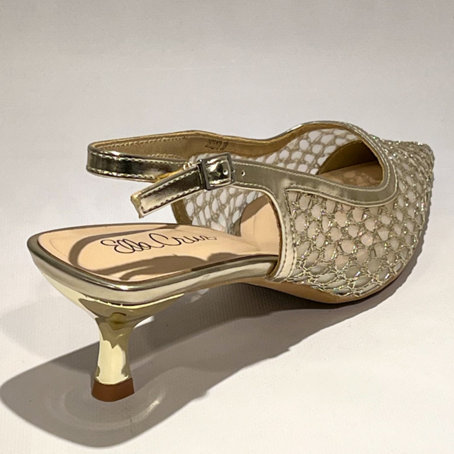 Ella Cruz Zalinda 2615279 - Ella Cruz