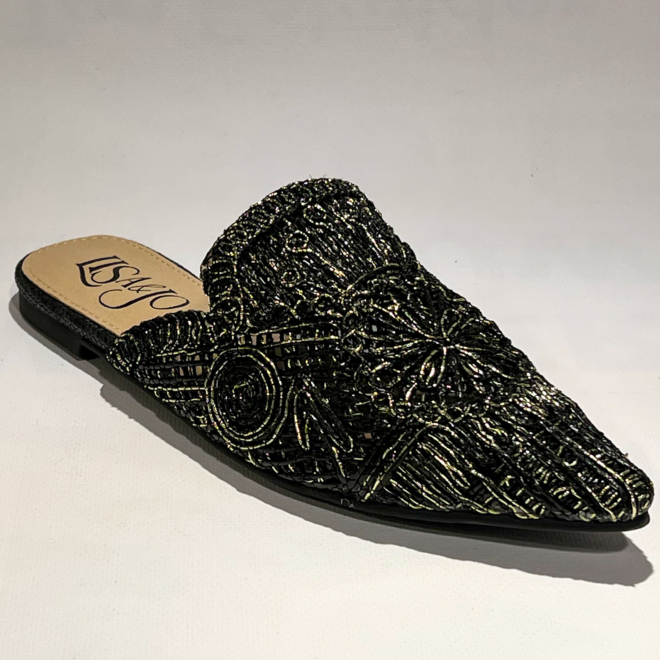 Lisa & Jo Zaray 2615213 - Lisa & Jo