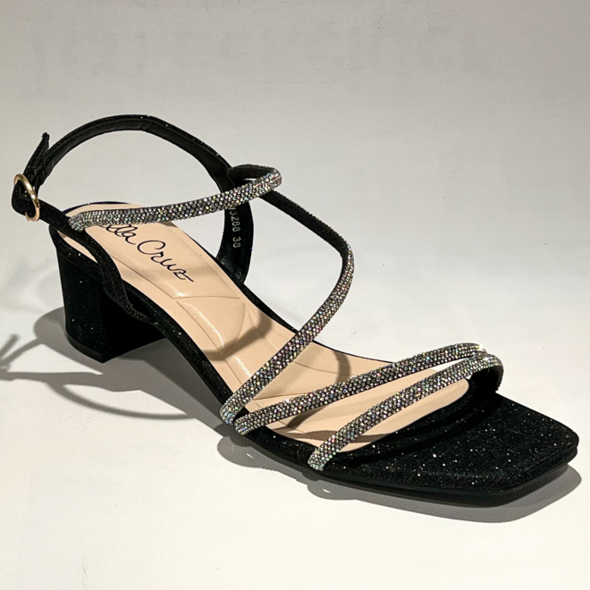 Ella Cruz Zoila 2615288 - Ella Cruz