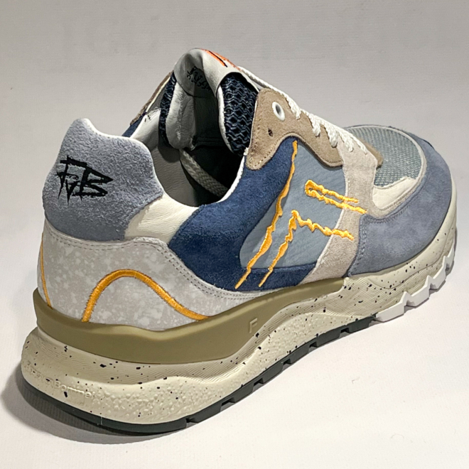 Floris van Bommel SFM-10243-42-02 De Treener 06.07 - Floris van Bommel