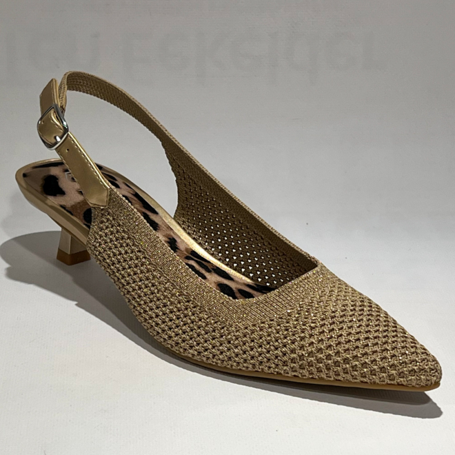 Lisa & Jo Zuza 2616418 - Lisa & Jo