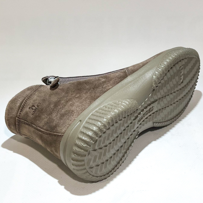 Hartjes 172.1803/30 ETHNO BOOT - Hartjes