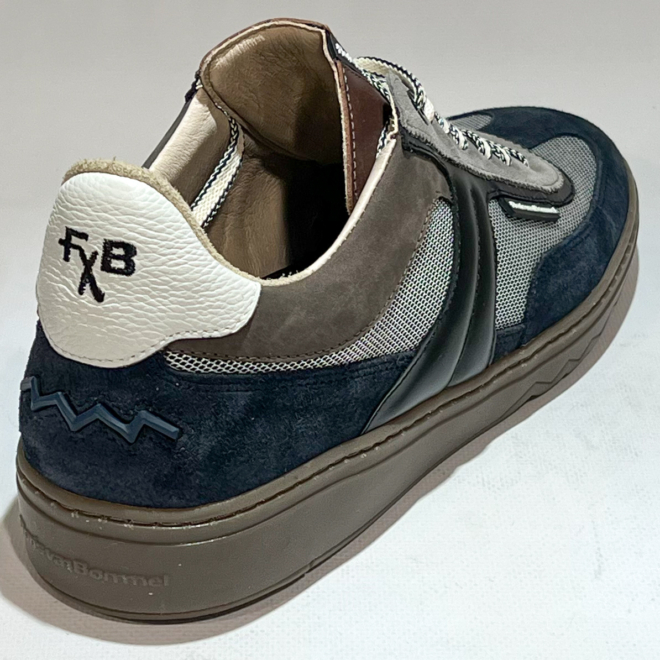 Floris van Bommel SFM-10216-41-01 De Kupster 08.13 - Floris van Bommel